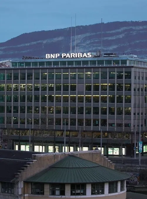 BNP Paribas : Dans les eaux troubles de la plus grande banque européenne (фильм)