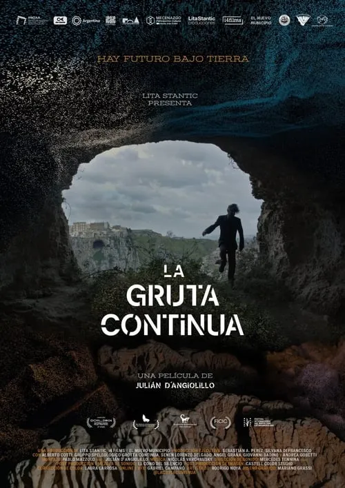 La gruta continua