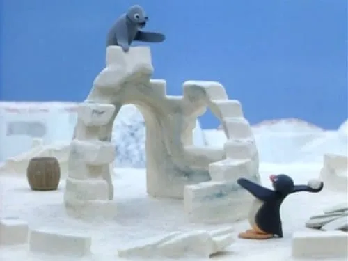 Pingu and the Snowball fight