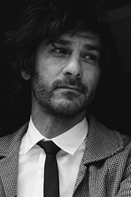 Julien Levy