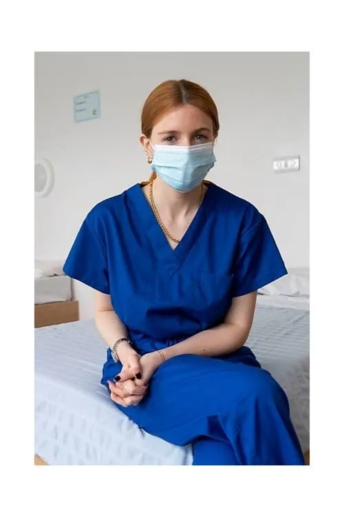 Stacey Dooley: Back on the Psych Ward (movie)