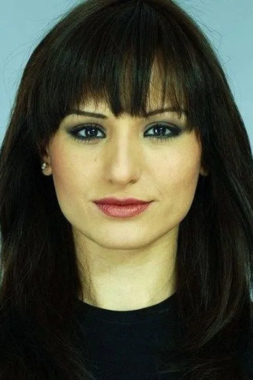 Nur Tüzün